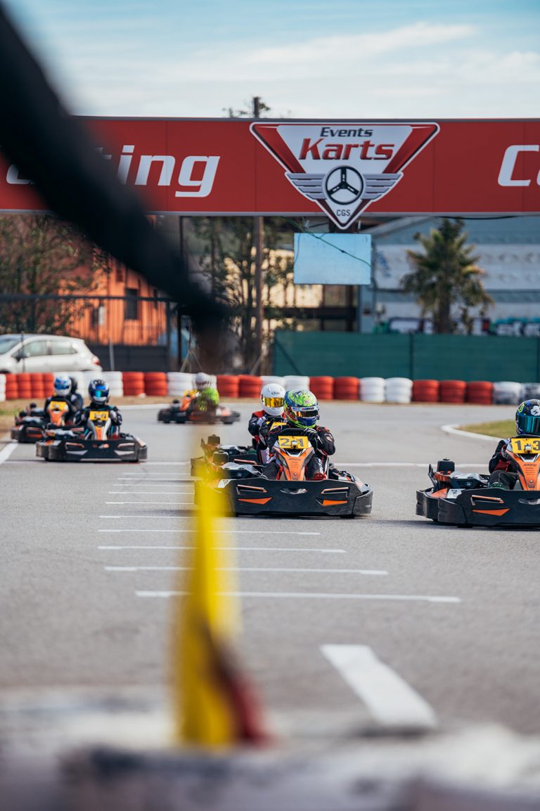 como-mejorar-karting-alquiler-768x1154 CÓMO MEJORAR EN KARTING DE ALQUILER Y DAR UN SALTO REAL DE RENDIMIENTO EN PISTA